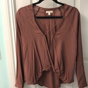 URBAN OUTFITTERS MAUVE TOP NEVER WORN BEFORE